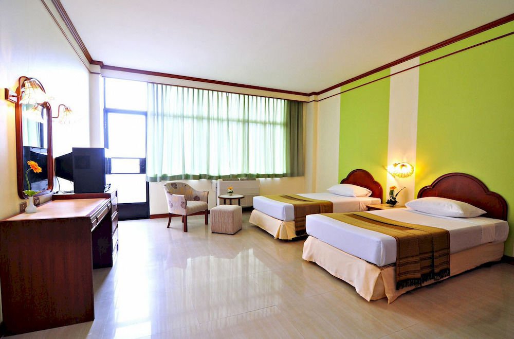 Thavorn Hotel - last minute hotel in Phuket