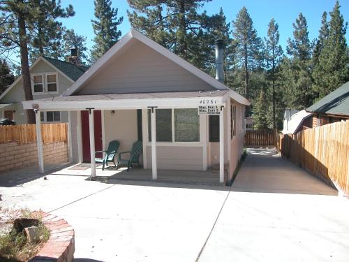 Big B’s Den in Big Bear Lake, United States