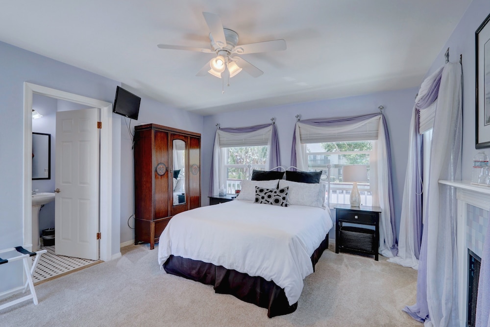Pelican Cove Inn - photo 61
