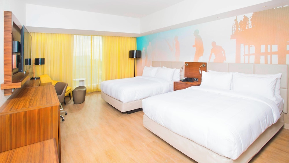 Courtyard by Marriott Santa Monica - photo 9