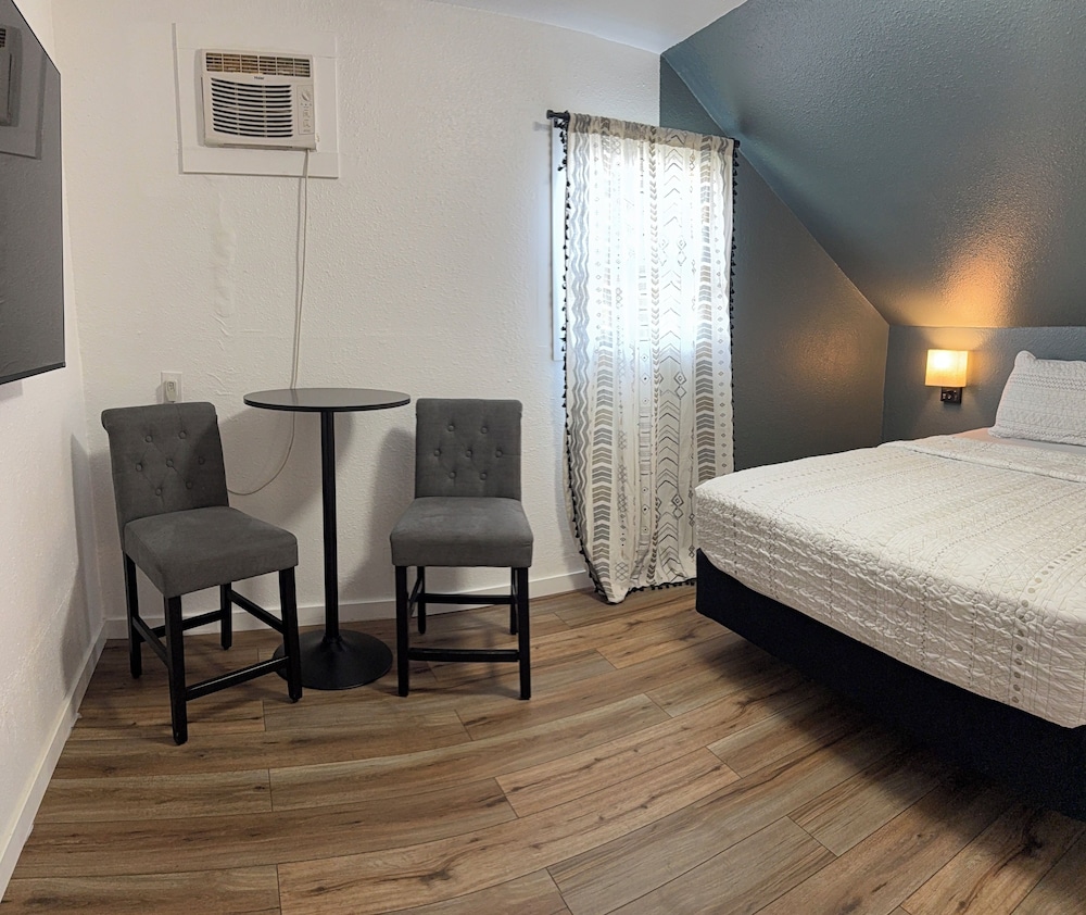 Chewelah Motel and RV Park - photo 24