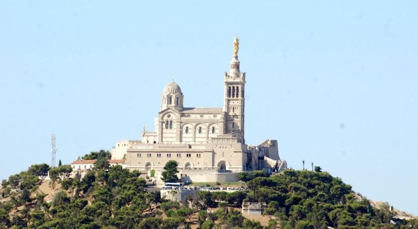 Maam Bugeaud - last minute hotel in Marseille