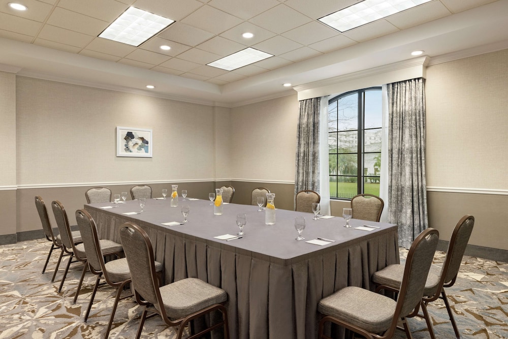 Hampton Inn and Suites New Orleans Convention Center - photo 88