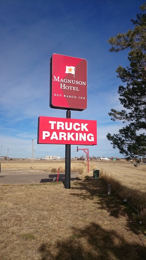 Magnuson Hotel Red Baron - photo 19