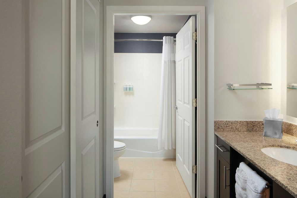 Residence Inn by Marriott Arlington Courthouse - photo 14