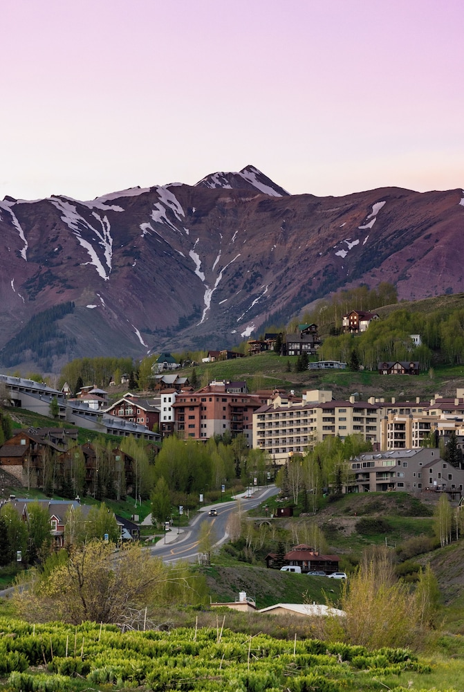 Elevation Hotel & Spa - photo 94