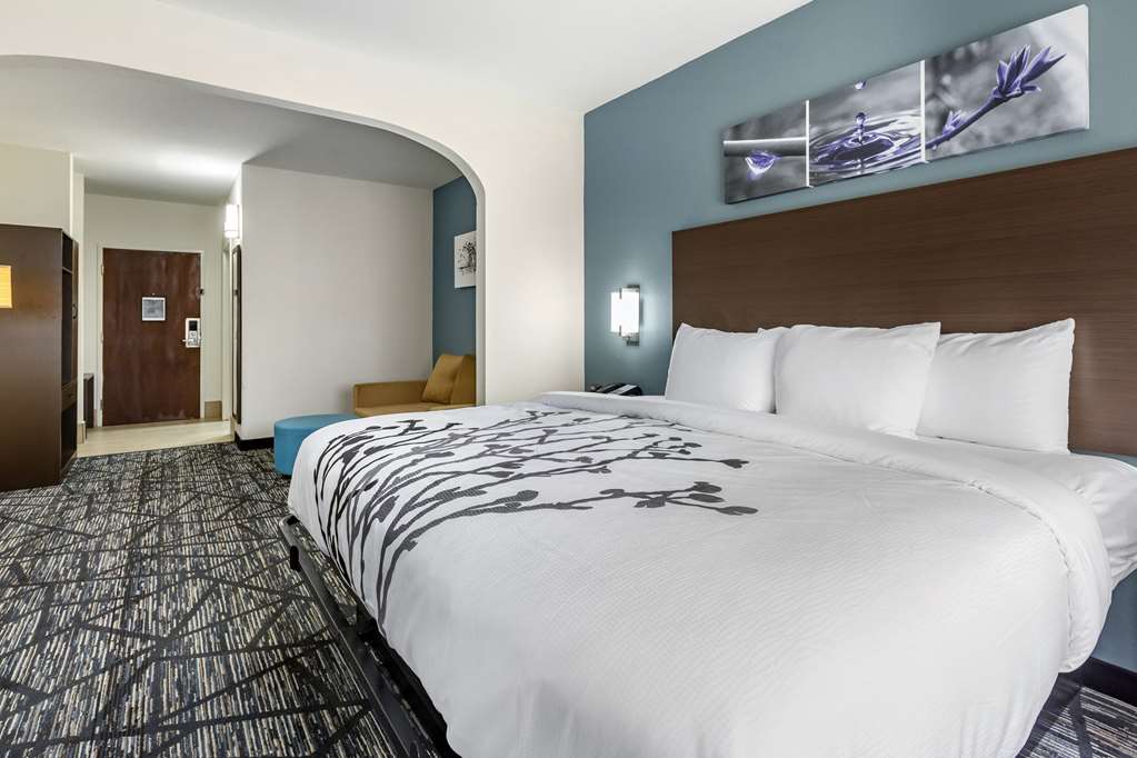 Super 8 by Wyndham Augusta Ft Gordon Belair - photo 24