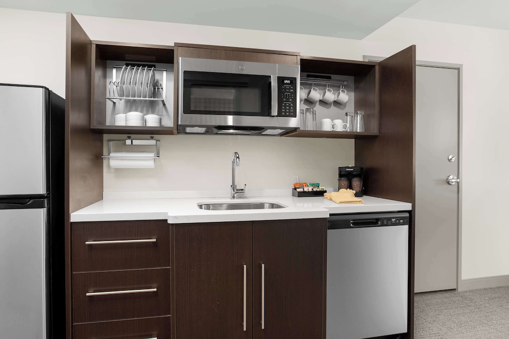 Home2 Suites by Hilton Owatonna - photo 12