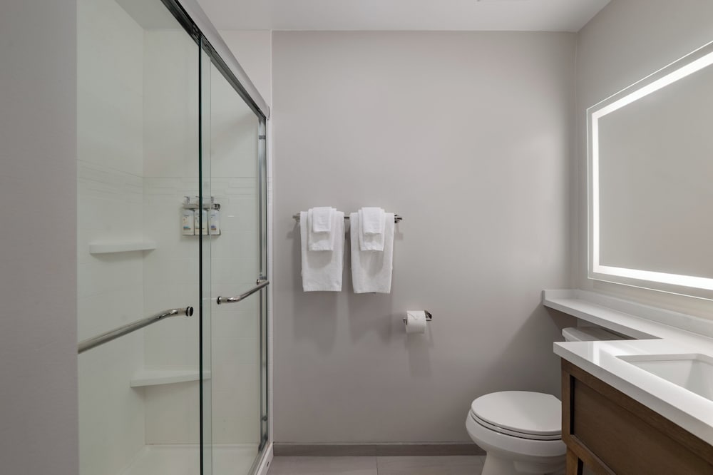 Holiday Inn Express North Palm Beach Oceanview by IHG - photo 28