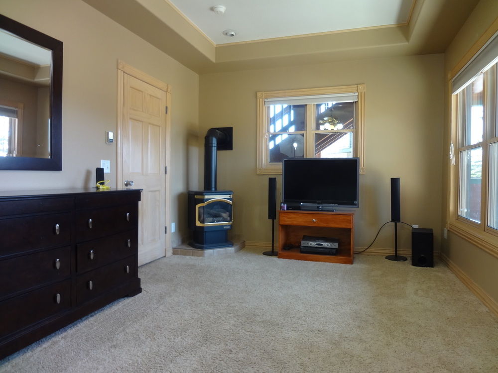 Lakepoint Court - photo 10