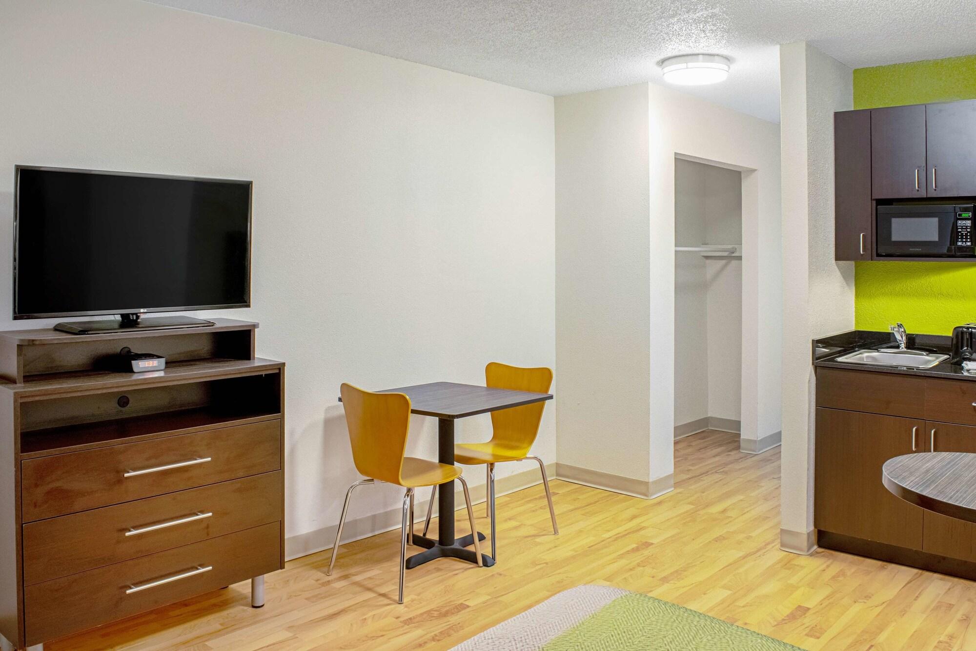 Welcome Suites Springdale - photo 20