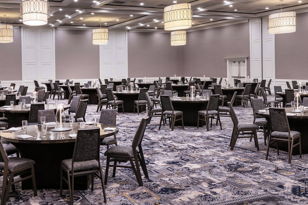 Sheraton Ann Arbor Hotel - photo 61