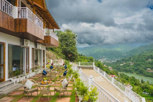 Navya Stays - last minute hotel in Naini Tal