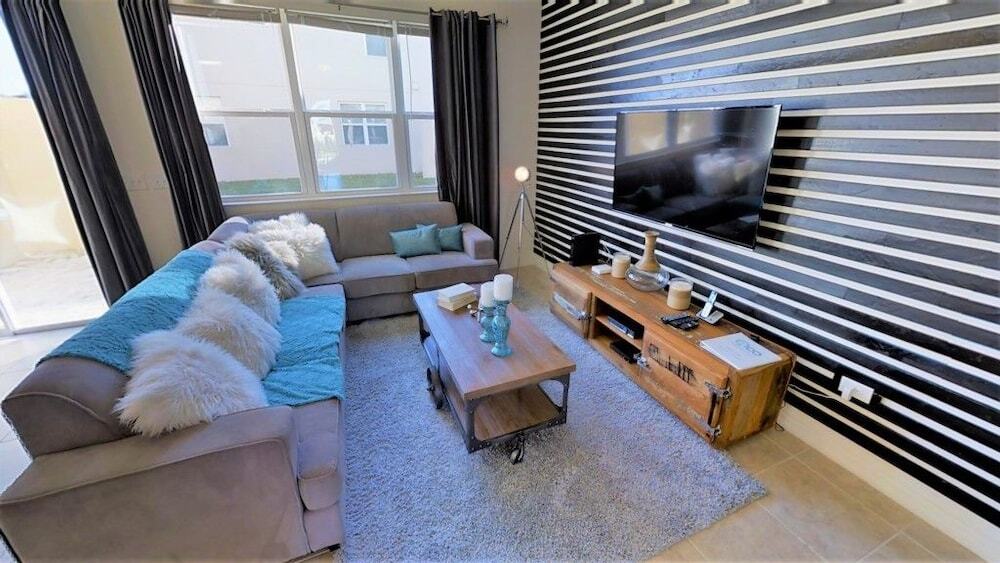Compass Bay Resort 4 Bedroom Vacation Townhome - photo 3