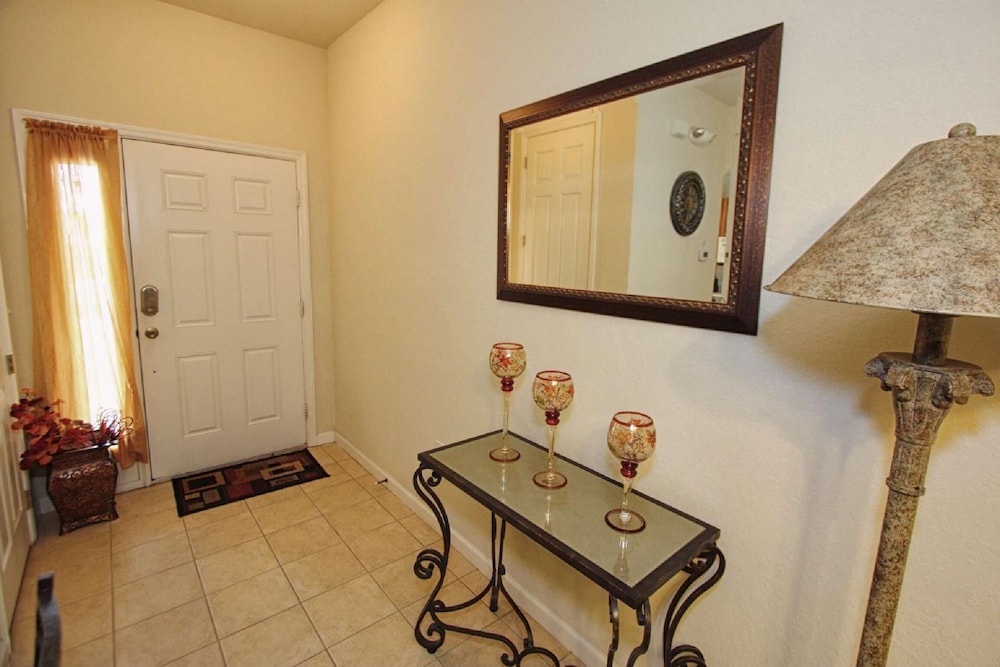 2633 Trafalgar Village - photo 2