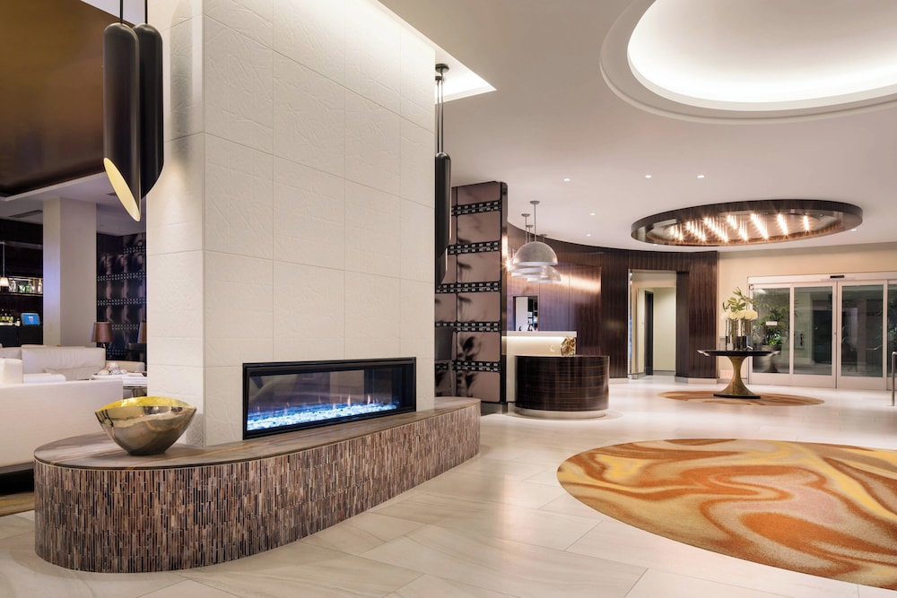 SpringHill Suites Los Angeles Burbank Downtown - photo 9