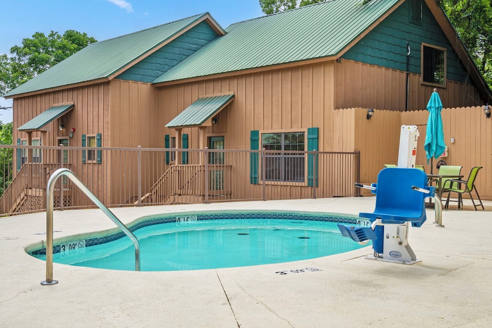 Cabins at Green Mountain Trademark Collection by Wyndham - photo 54