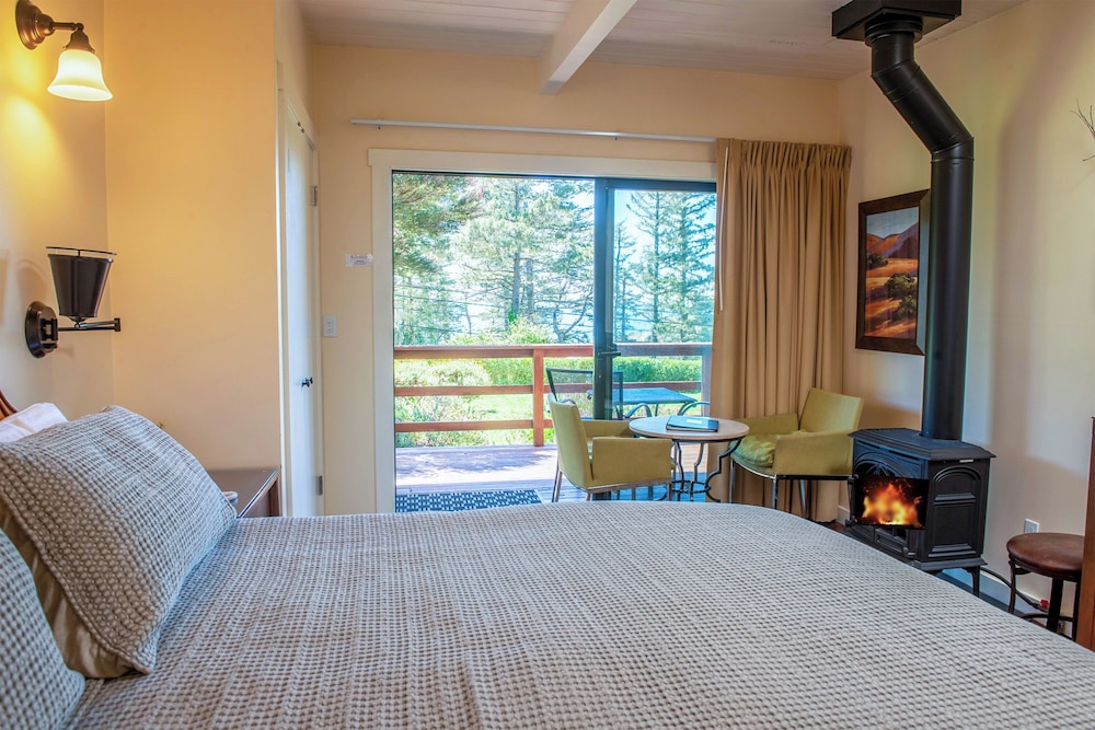 Inn at Buckhorn Cove - photo 10