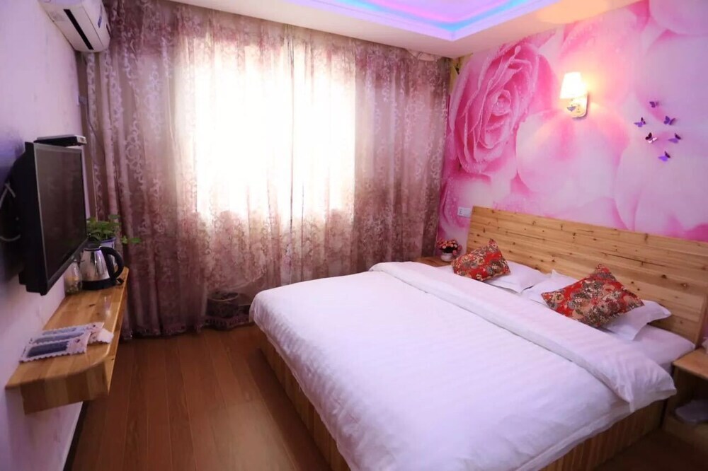 Wuzhen Linxige - carbon neutral hotel in Jiaxing