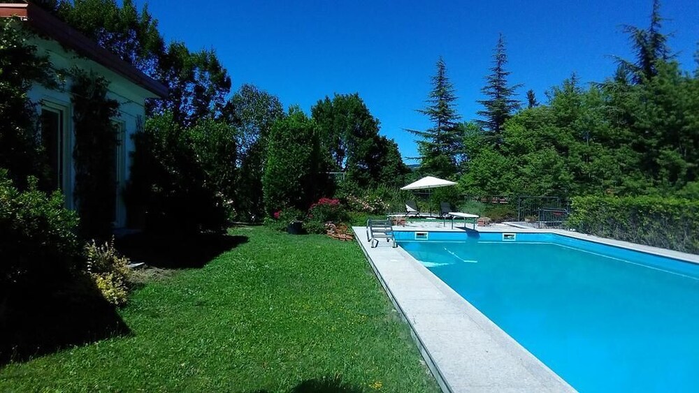 Villa le Noci — 4-Star Luxury Hotel in Bettola, Italy