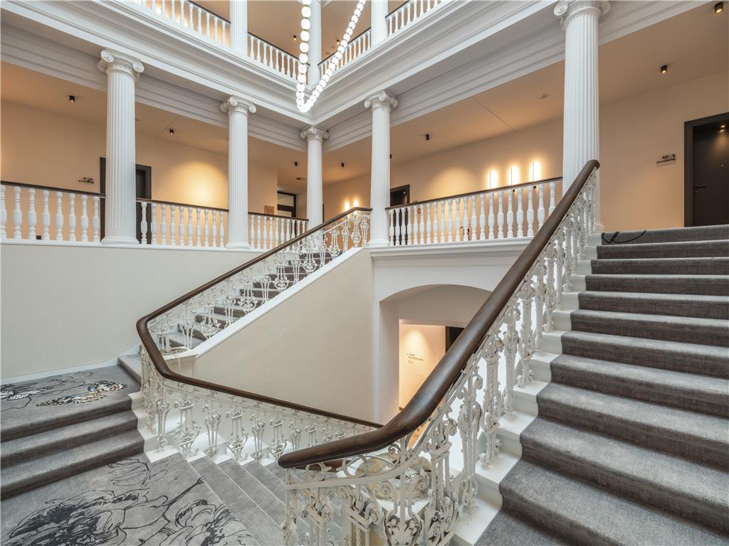 ICONS EHBB Public Staircase