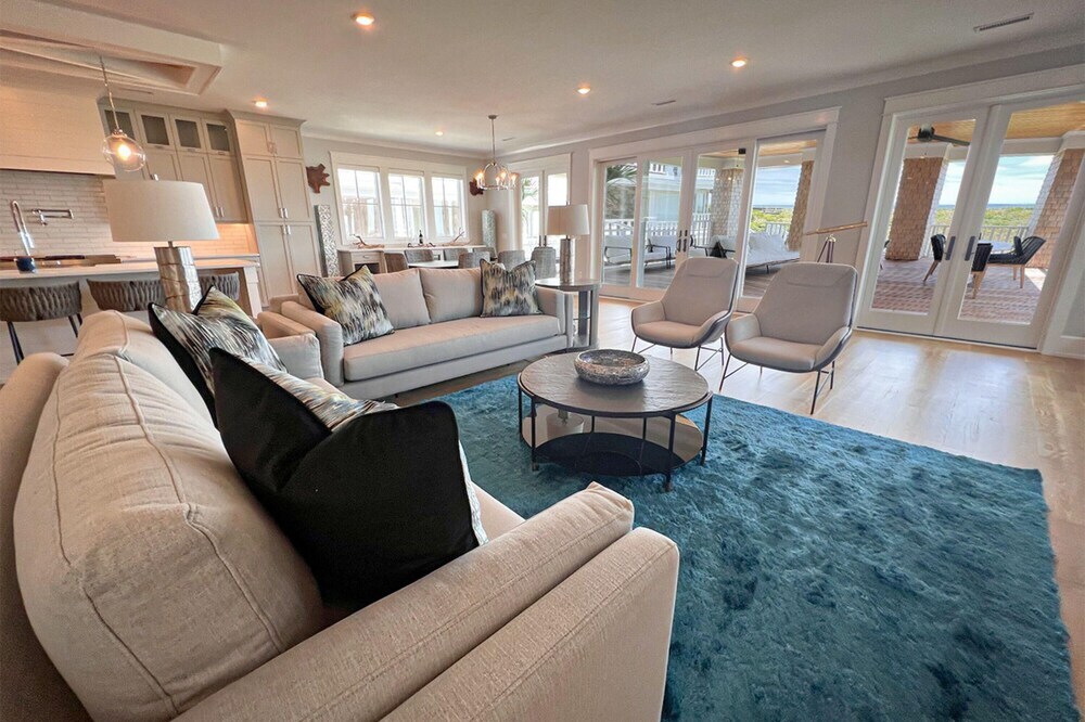 Gallery by the Sea by Sea Scape Properties in Wrightsville Beach, United States