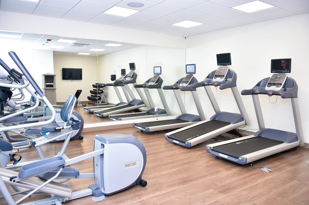 Holiday Inn Express & Suites Bensenville O'Hare by IHG - photo 7