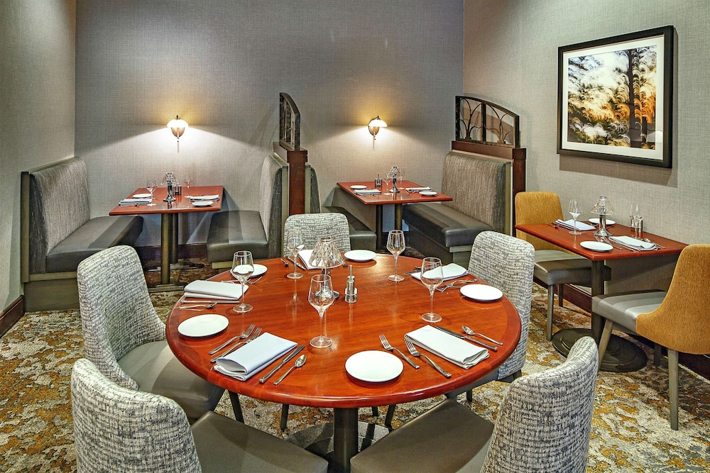 Hilton Sacramento Arden West - photo 19