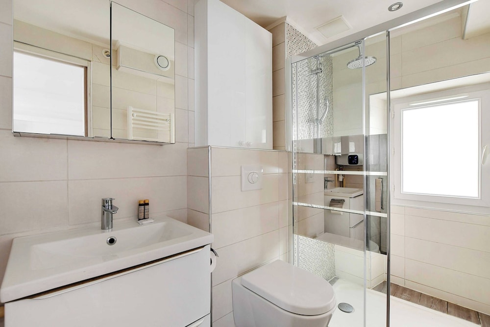 Lovely Studio for two Persons Sentier - last minute hotel in Paris
