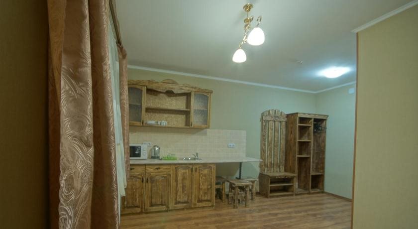 Dacha — Yasinya — photo 3