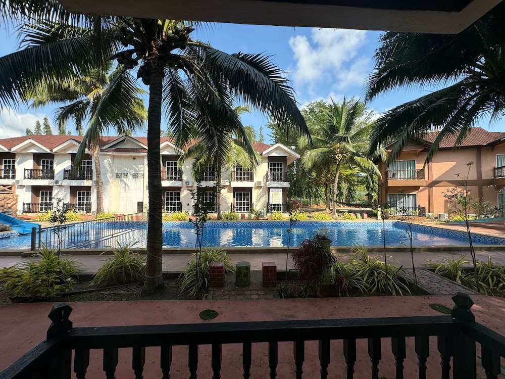 Mersing Beach Resort — Mersing — photo 5