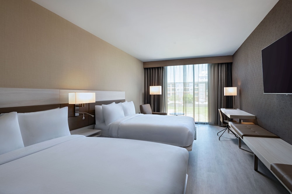 AC Hotel Waco Downtown - photo 8