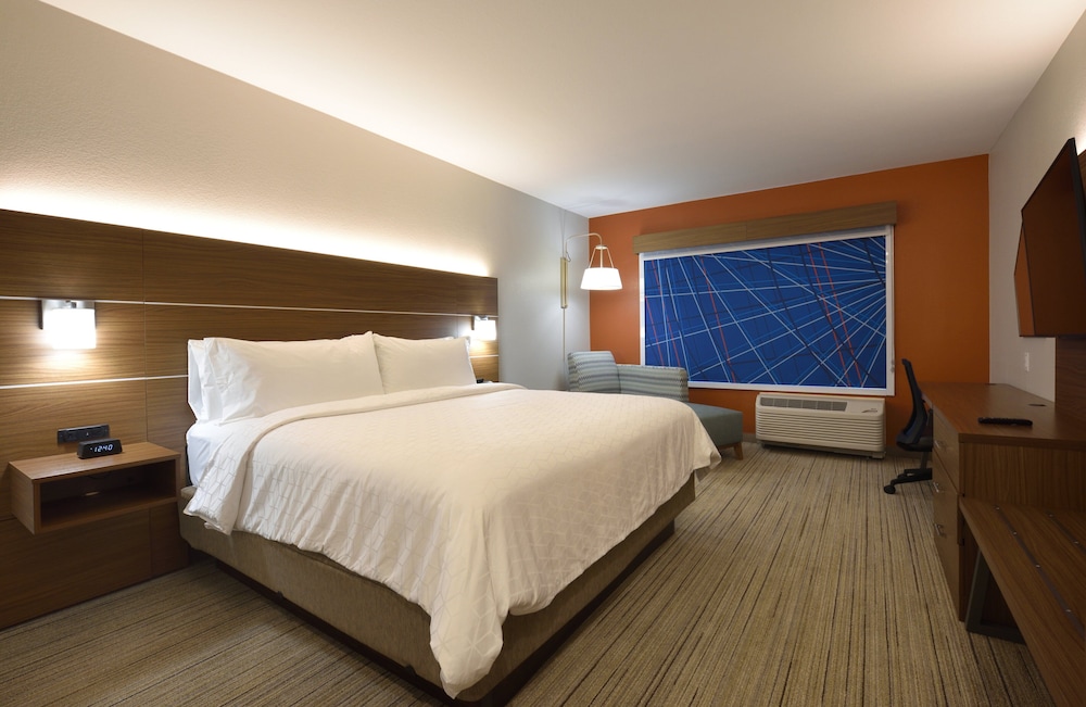 Holiday Inn Express & Suites Spring Woodlands Area by IHG - photo 8