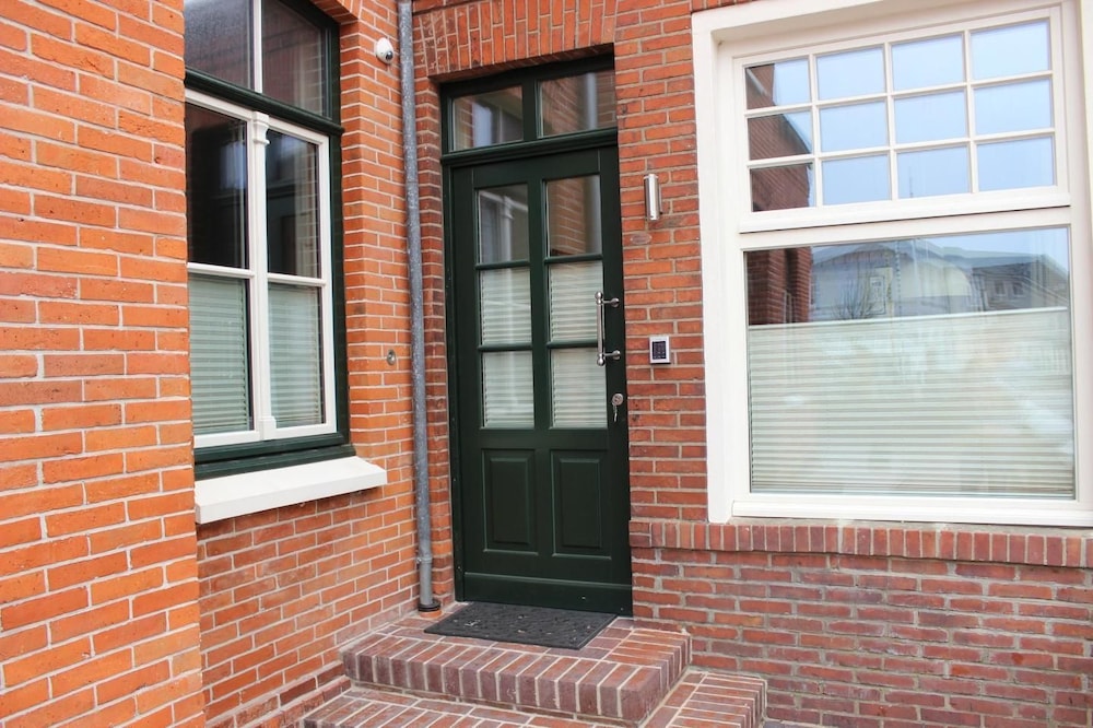 Altstadt Wohnung 2 Hooge — 4-Star Luxury Hotel in Borkum, Germany