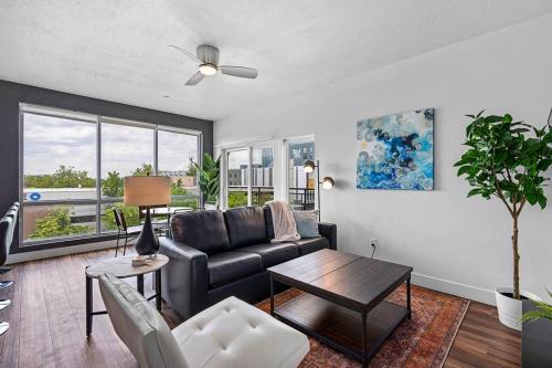 Gorgeous Central City 2BD 2BA — 4-Star Luxury Hotel in Salt Lake City, United States