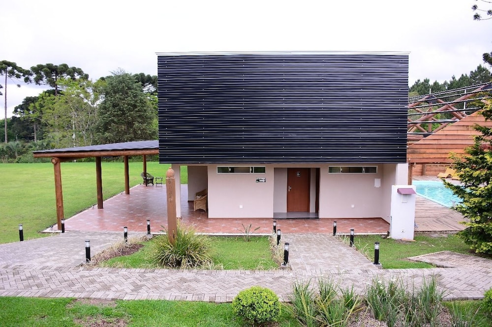 Eco Hotel Bouganville — hotel in Sao Jose Dos Pinhais
