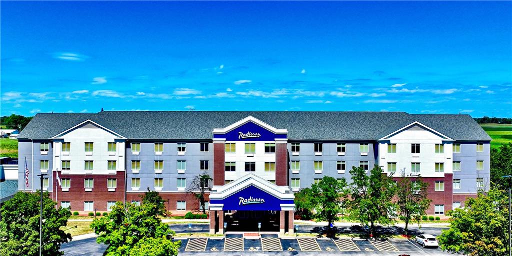 Radisson Hotel Fairview Heights St. Louis — hotel in Fairview Heights