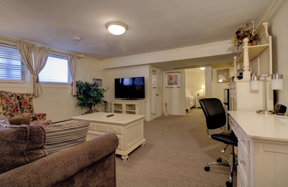 Senator Inn & Spa - photo 18