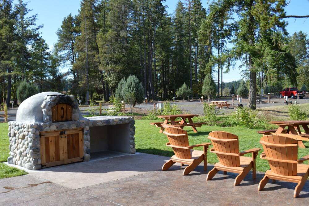 Silver Cove RV Resort - photo 42