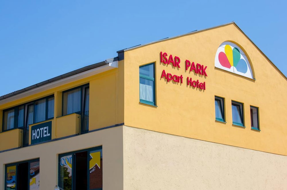 Aparthotel Landau an der Isar - carbon neutral hotel in Straubing