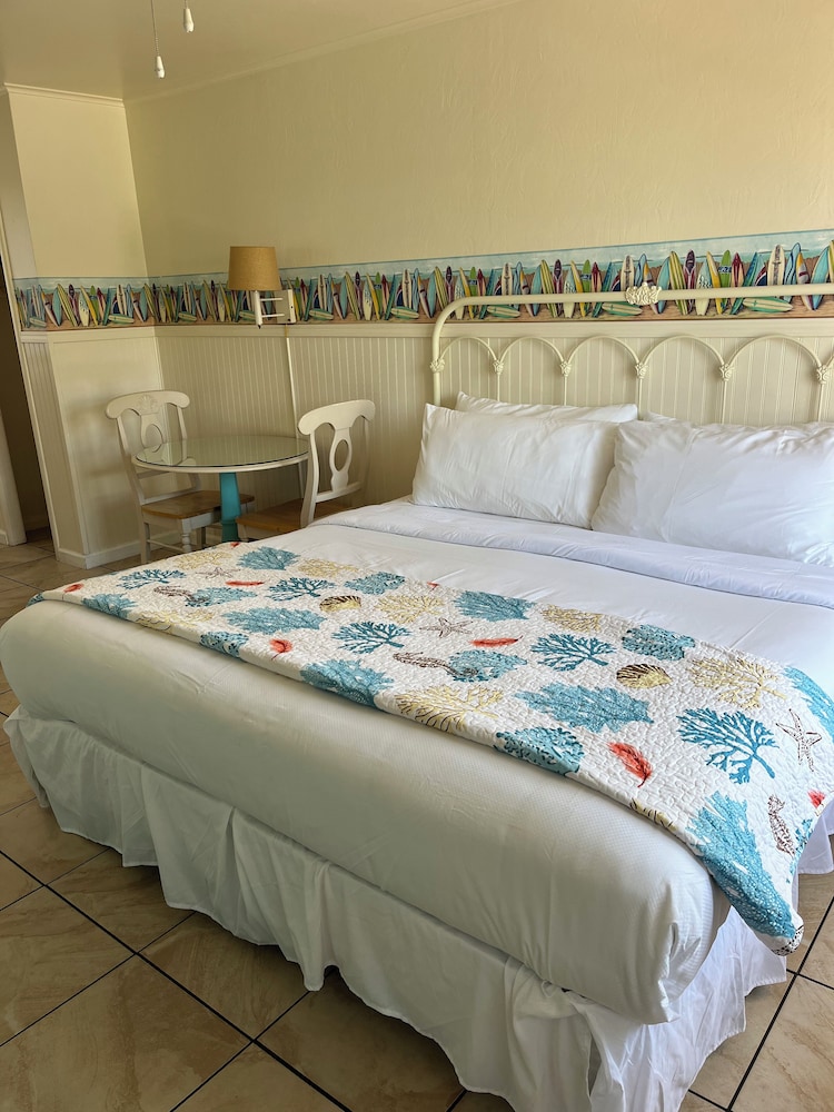 The Cayucos Motel - featured photo