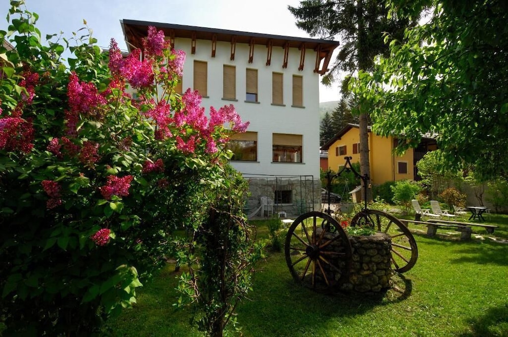 Hotel Villa Myosotis — hotel in Bardonecchia