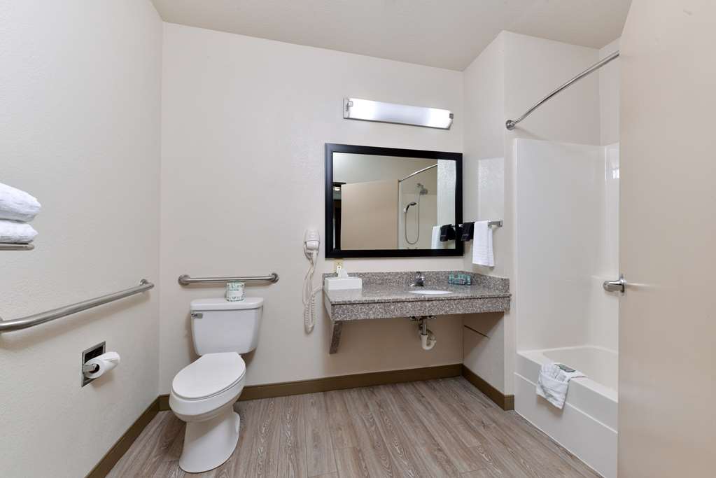 Best Western Big Spring Lodge - photo 31