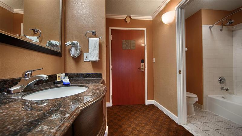 Best Western Orchard Inn - photo 18