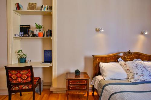 Entire apartment hosted by Keti