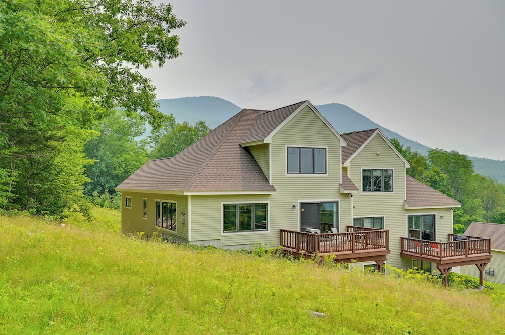 Ski in And Out Black Mountain Resort Townhome in Jackson, United States