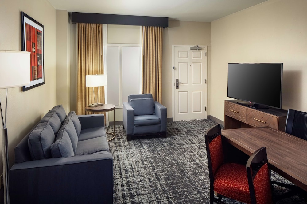 Embassy Suites by Hilton Laredo - photo 19