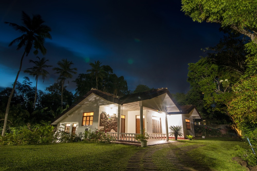 Hikkanest - last minute hotel in Hikkaduwa