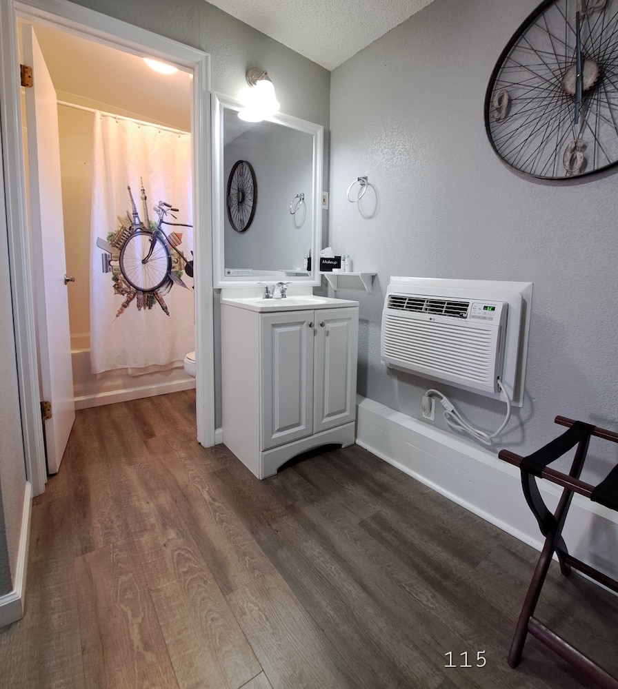 Buffalo Lodge Bicycle Resort - photo 132