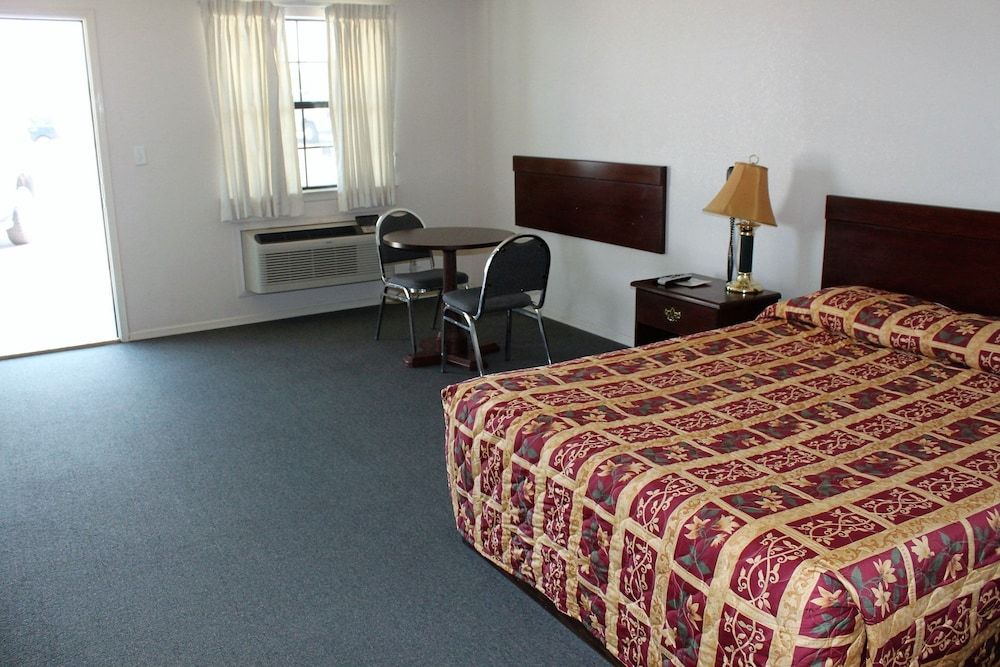 Adobe Inn Motel - photo 10